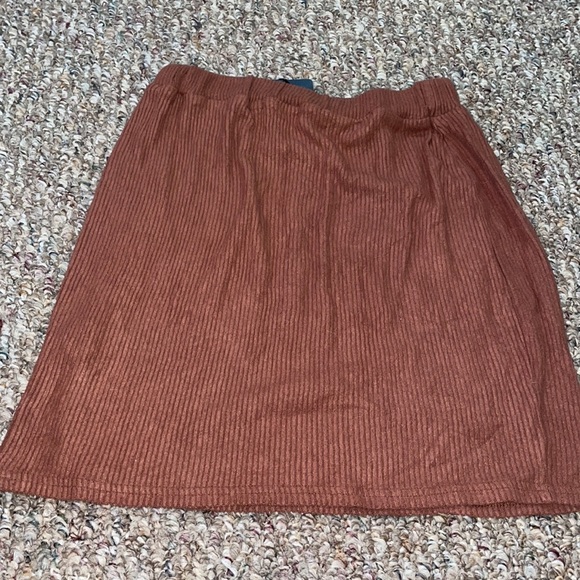 Womens Pretty Little Thing Petite Chocolate Brown Brushed Mini Skirt - Picture 8 of 8